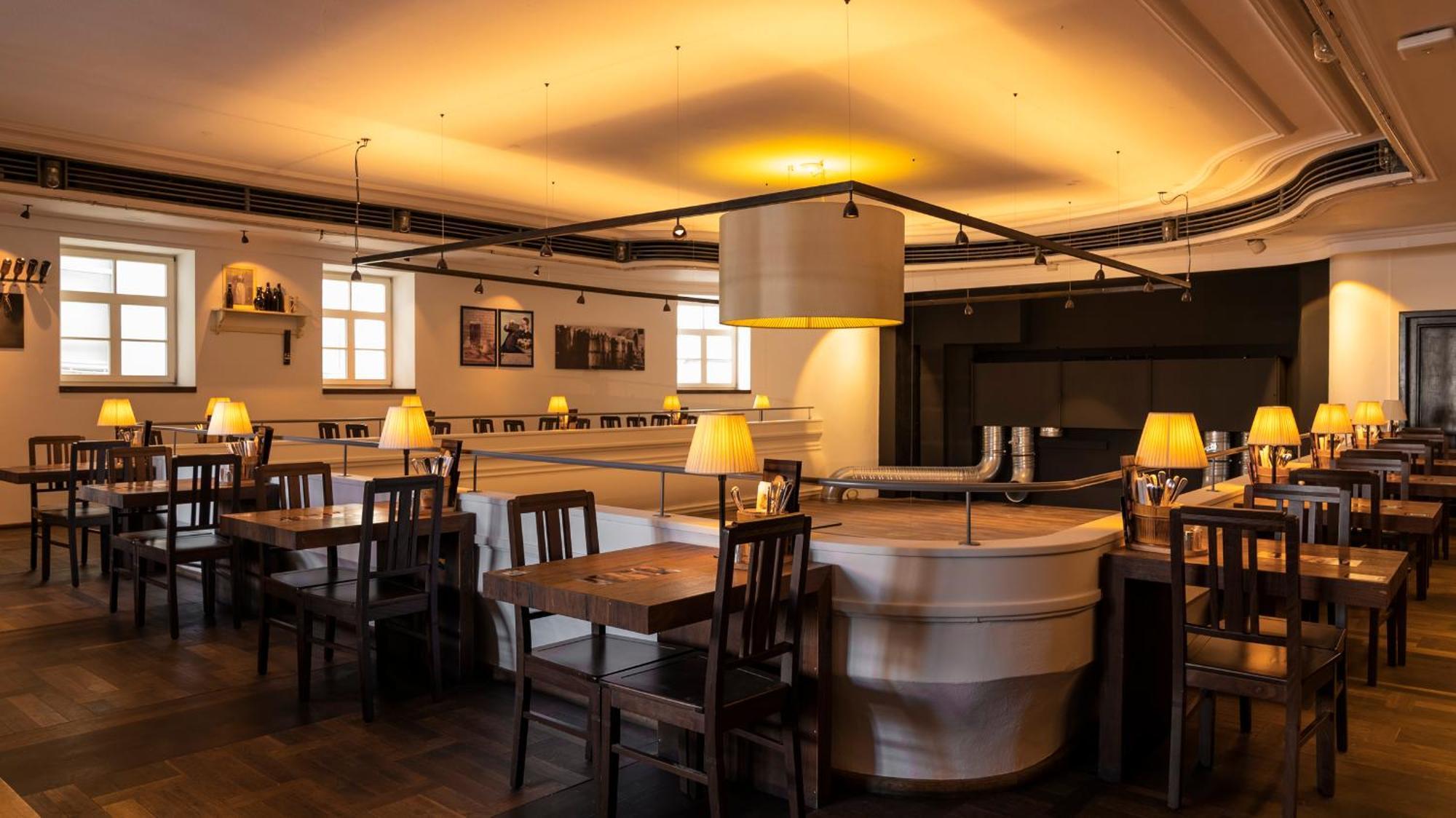 Brauhaus-Hotel Koenig Von Flandern Augsburg Bagian luar foto
